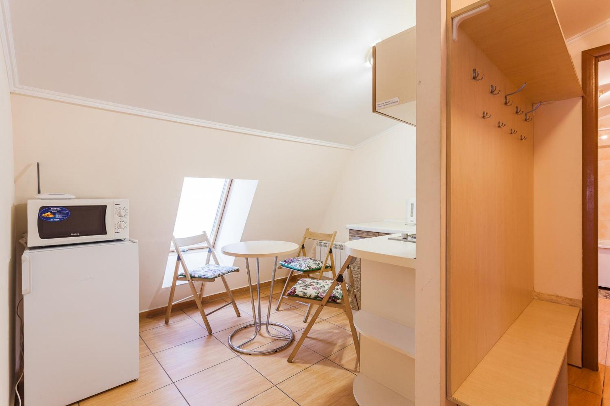 Apartment At Malaya Zhytomyrska 5 Киев Екстериор снимка