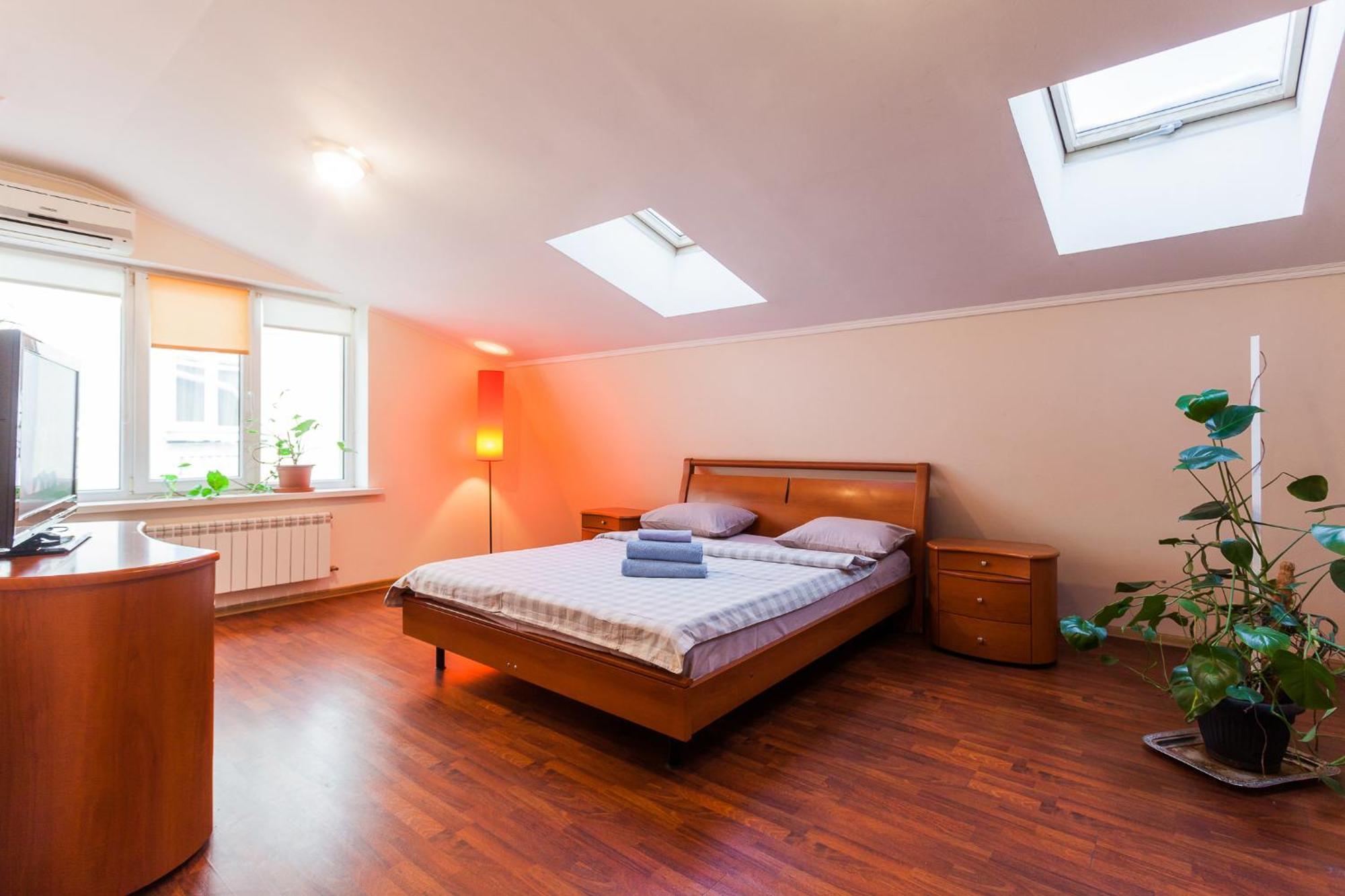 Apartment At Malaya Zhytomyrska 5 Киев Екстериор снимка